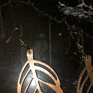 Leaf earrings